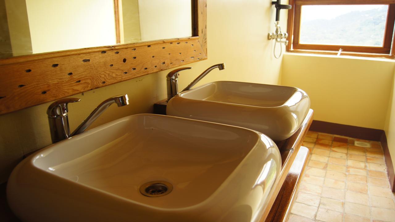 Bugambira Buhoma Community Haven Lodge الغرفة الصورة